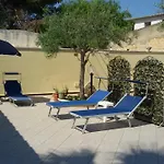 Sara Relax *